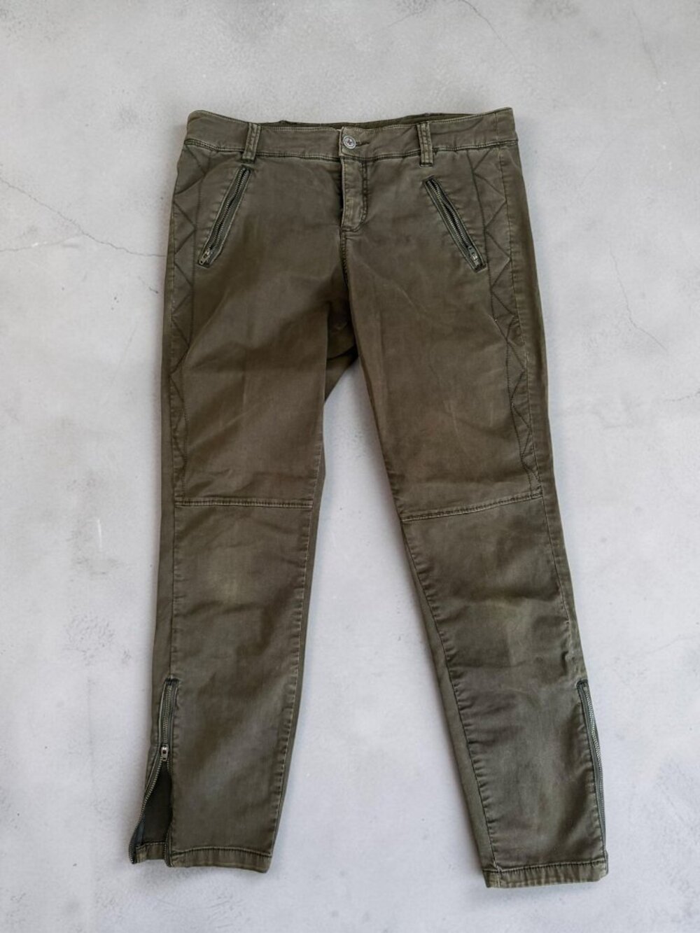 PILCRO Olive Green Zip Skinny Jeans Size 8